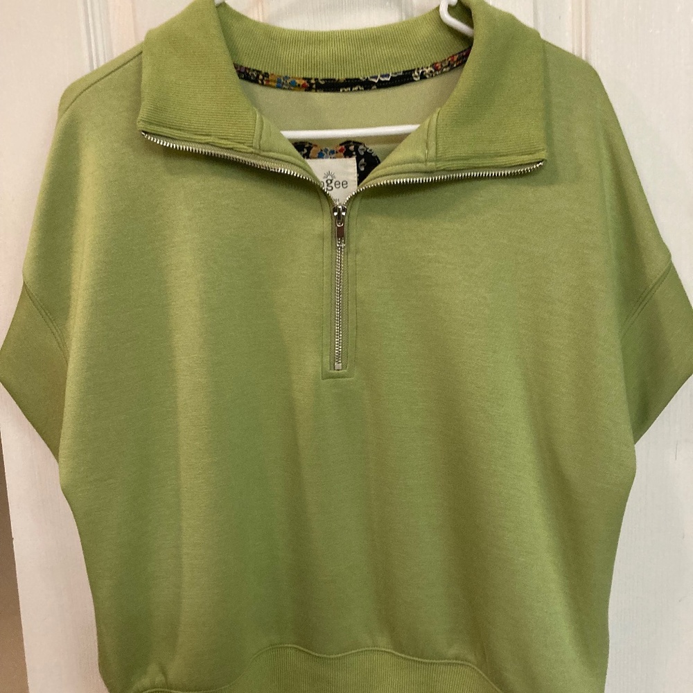 Lightweight shirt sleeve scuba knit top